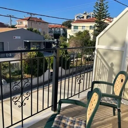 Dina Apartment *