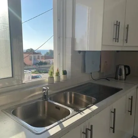 Dina Apartment *