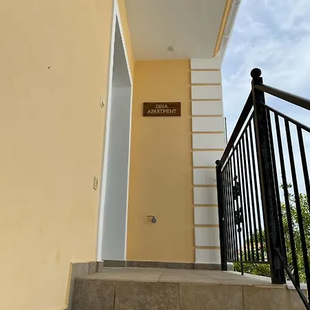 Dina Apartment *